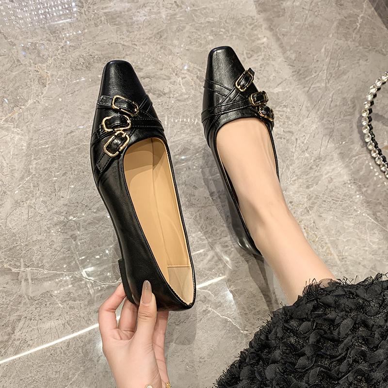 Fashion Designer Flats Shoes New Women Temperament High-grade Patent Leather Loafers Sexy Pointed Toe Sneakers Women Shoes for Women