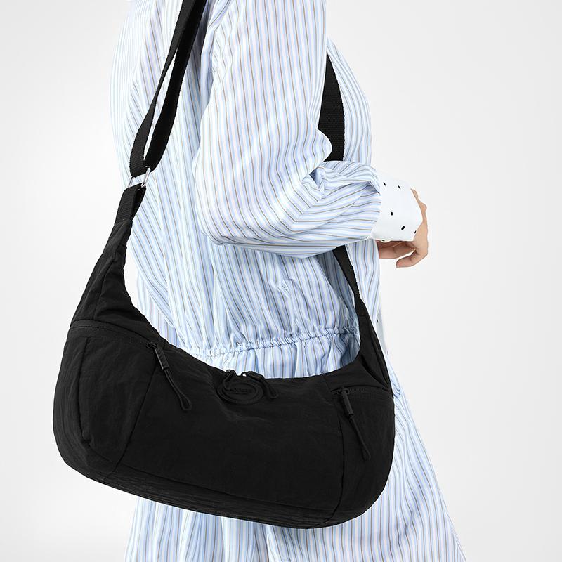 Nylon Tote Bag Large Capacity Lightweight Women's Shoulder Bag Underarm Bag