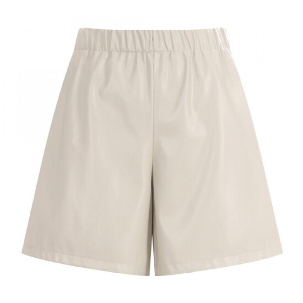 Shop Women Fake Leather Pocket Banding Short Pants Beige Pic Wpt 1718