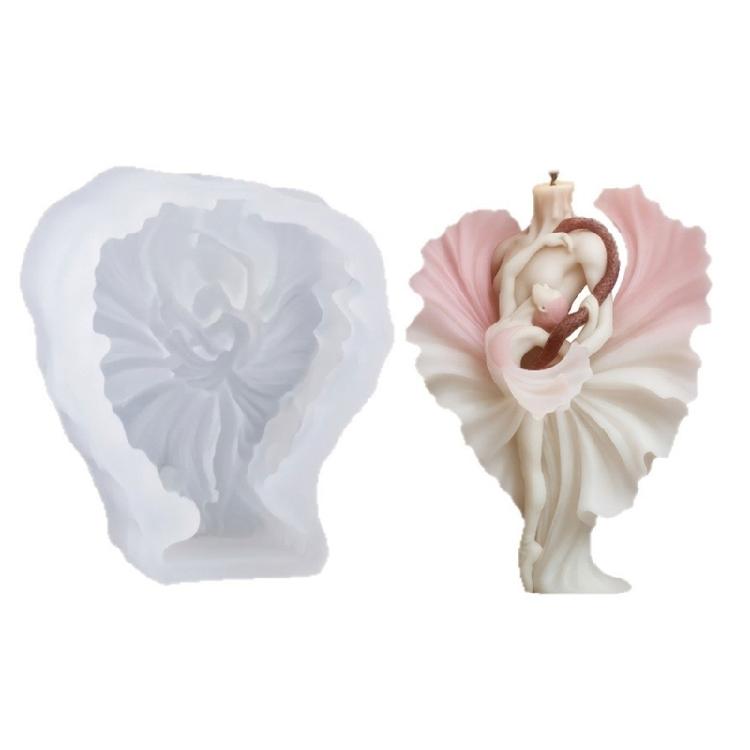 

Easy To Use Snake And Heart Themed Silicone Mould For Handcraft Candle And Decorative Art Pieces 1