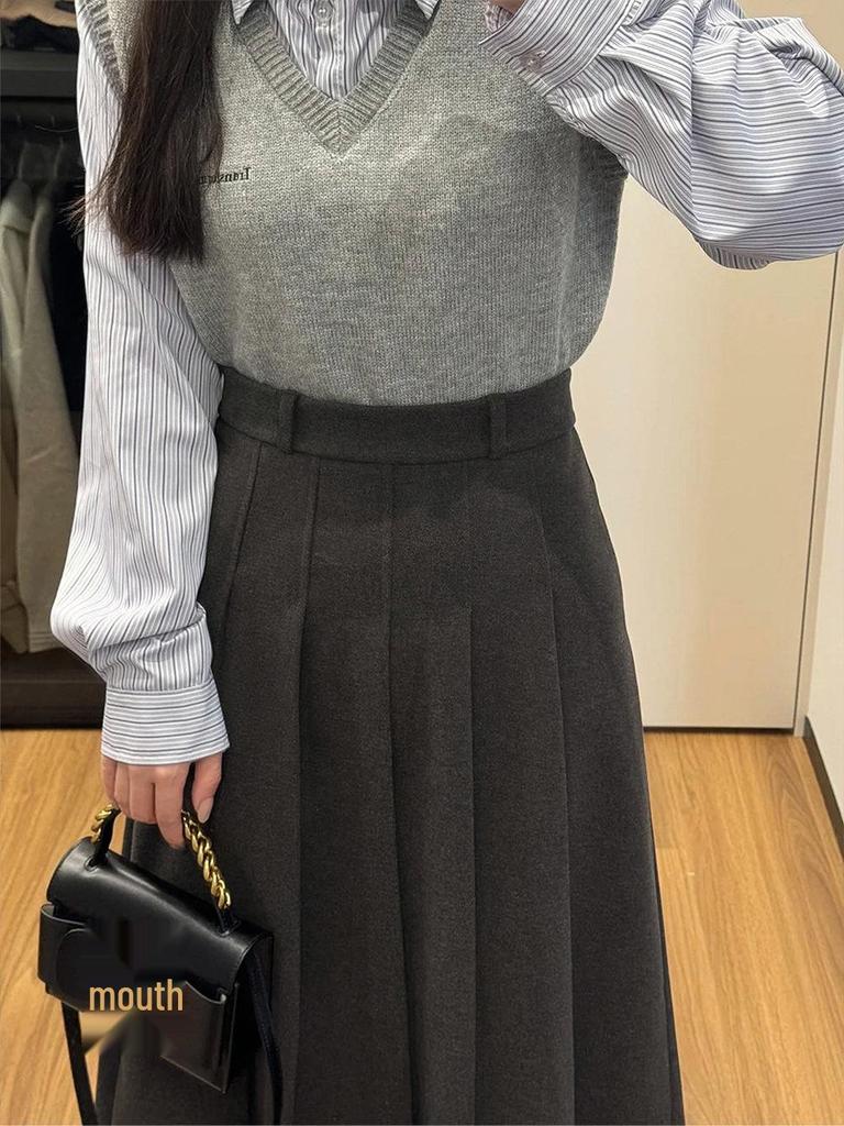 Women's High-Waisted Black Wool Blend Midi Skirt - A-Line Pleated Autumn/Winter 2025 Collection
