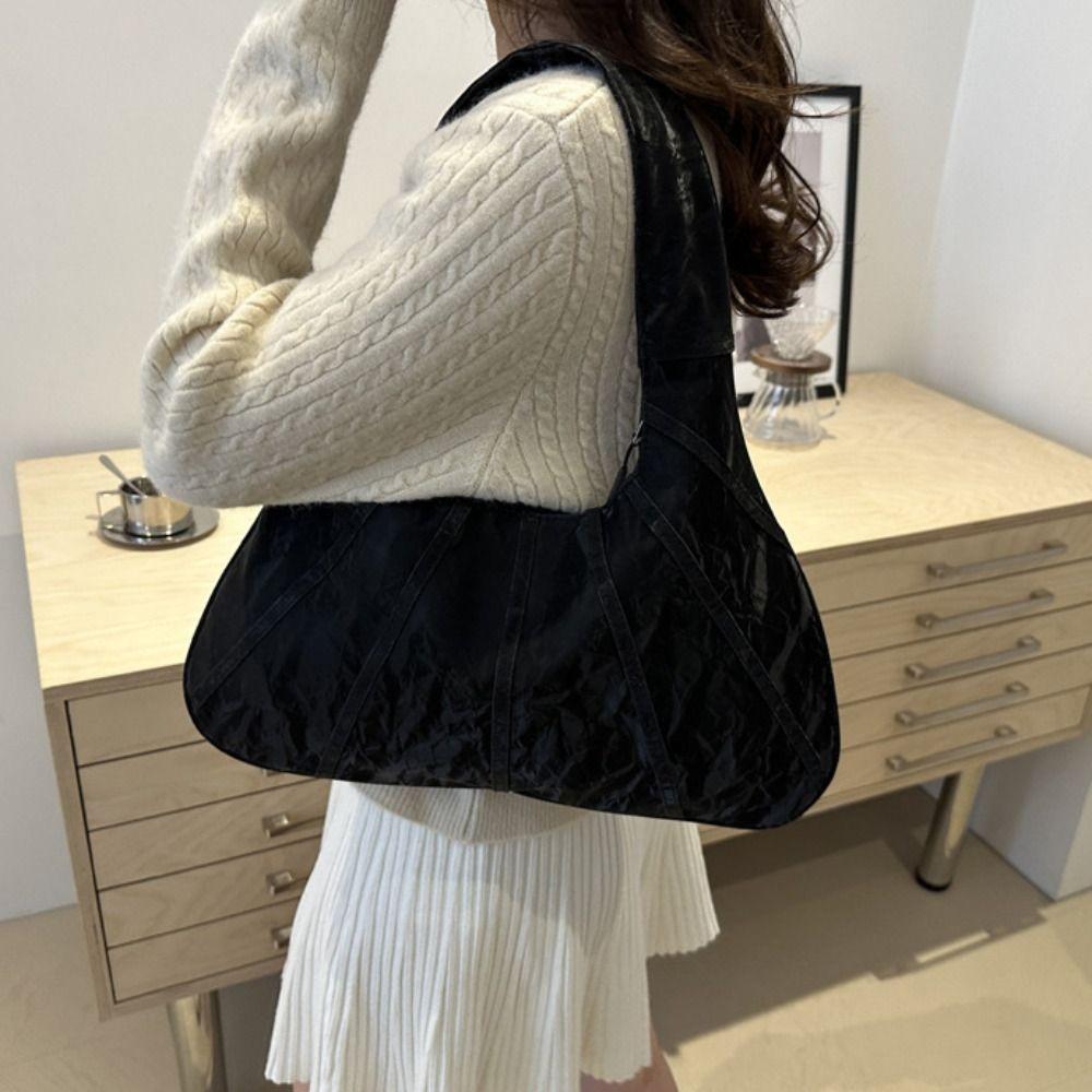 Shoulder Bag Vintage Hobo Bag Large Capacity Crescent Bag Simple Underarm Bag  Students