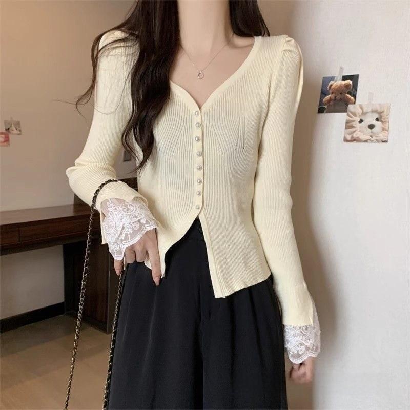 Private Lady Knit Cardigan With Lace Splicing And Princess Sleeves For Spring Wear
