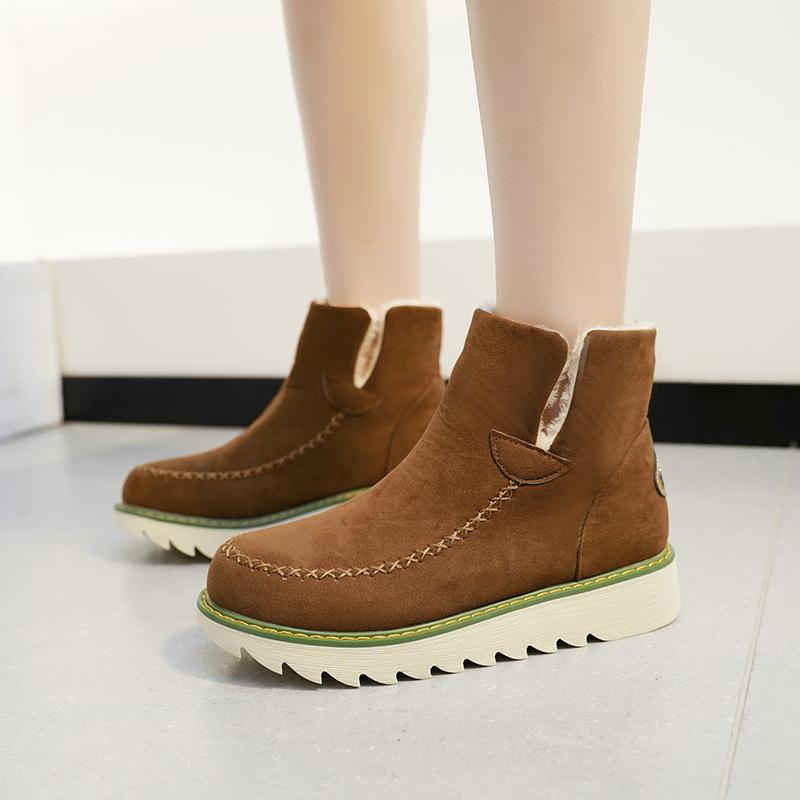 Autumn and winter new fashion velvet thickened European beautiful women's snow boots medium boots