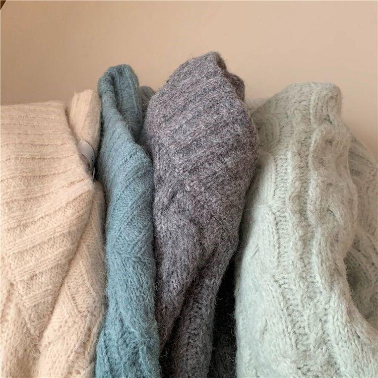 Damen V-Ausschnitt Zopfmusterpullover - Dick, locker und kuschelig für Herbst/Winter.