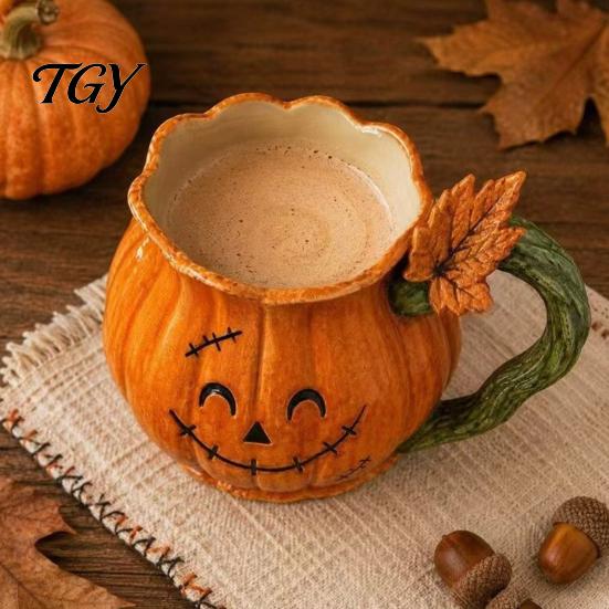 Pumpkin Coffee Mug Smiling Face with Vine Handle And Leaf Design, Resin Spooky Holiday Gift Cup, Creative Water Cup for Halloween Home