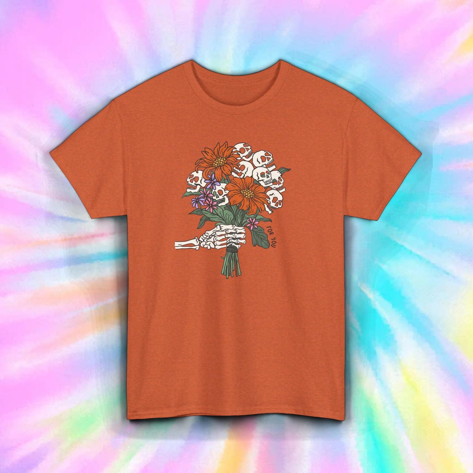 Skeleton Flower Bouquet Shirt | Funny Skull Halloween Aesthetic Spooky Tee L
