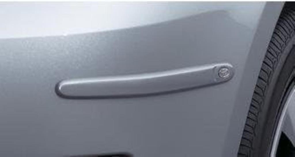Toyota Bumper Corner Luxury for Vitz Protectors, Type, White, (NCP91, SCP90, NCP95, KSP90) (Product Code 08266-00060-A0)