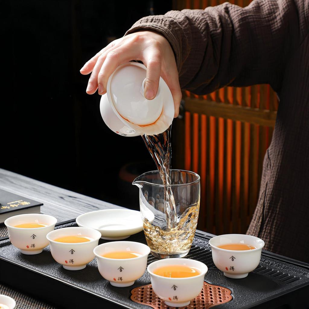 High Quality White Porcelain Tea Set Gaiwan Bamboo Hat Cup Kung Fu Chinese Ceramic Teaware Home Office Business Tea Insufer