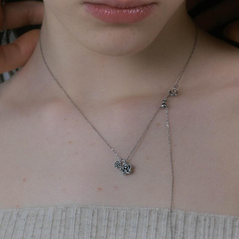 Pearlymore Rose Blossom Necklace_PM25N003SS
