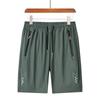 Letnie szorty męskie noszące cienkie spodnie do połowy łydki luźne i swobodne duże szorty