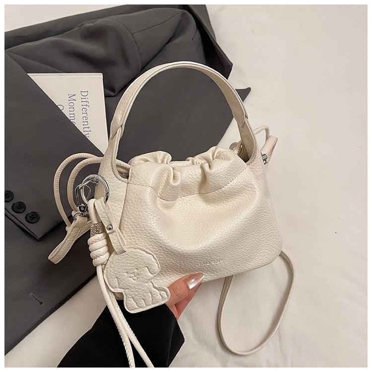 Korean Ins Trendy Fashion Pleated Bucket Bag 2025 Summer New Simple Shoulder Bag Slack Gentle Women's Bag