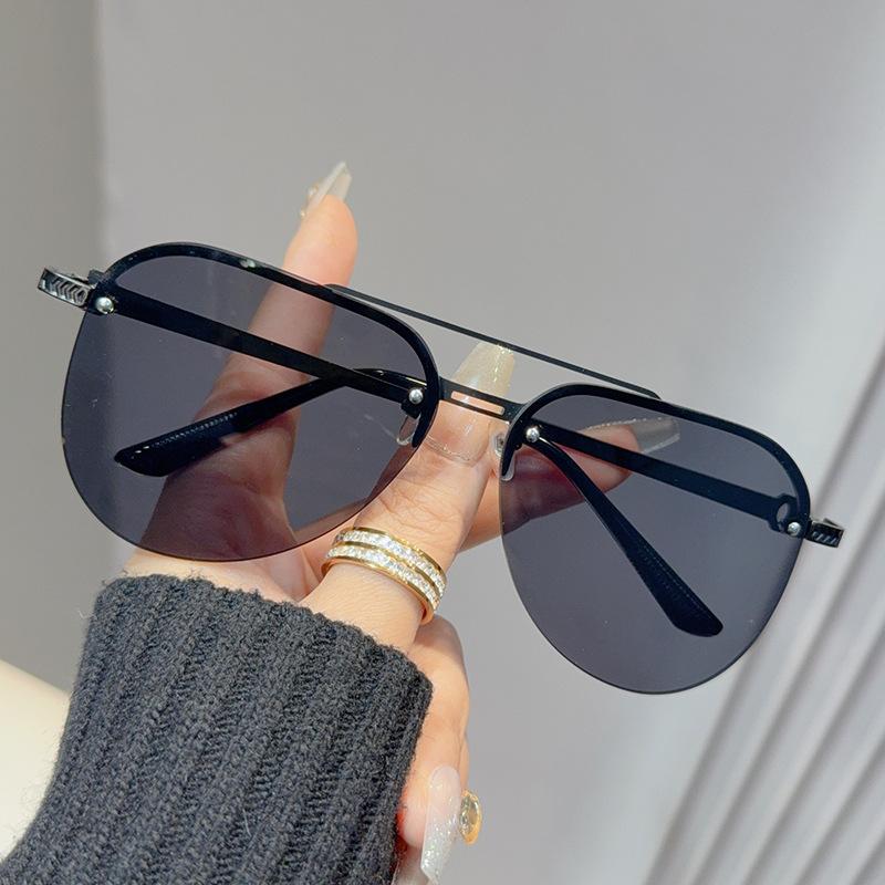 Ladies Double Beam Large Frame Sunglasses New Retro Personality Sun Glasses for Women UV Protection Half Frame Eyeglasses