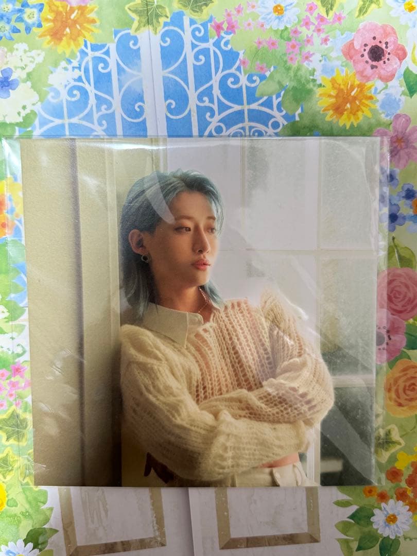 

[USED] OnlyOneOf 10 winners Seoul Collection Yujung