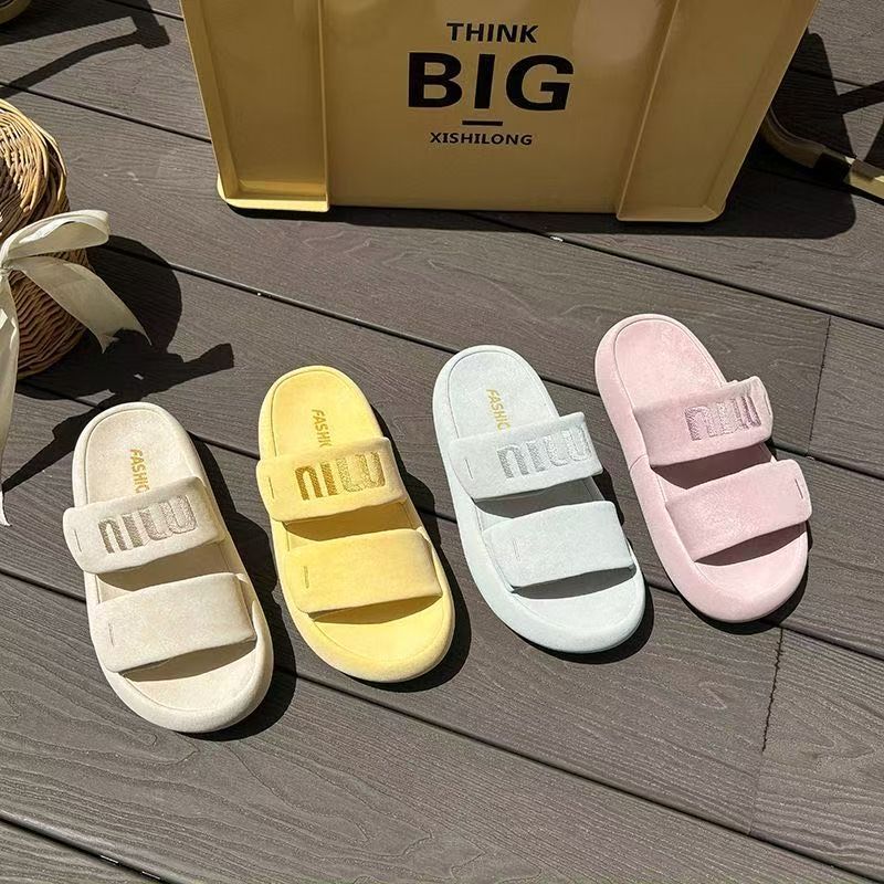 Casual One-word Explosion Summer Women's New Outer Wear Heightening Beach Cool Slippers Thick-soled Slippers Velcro 2025