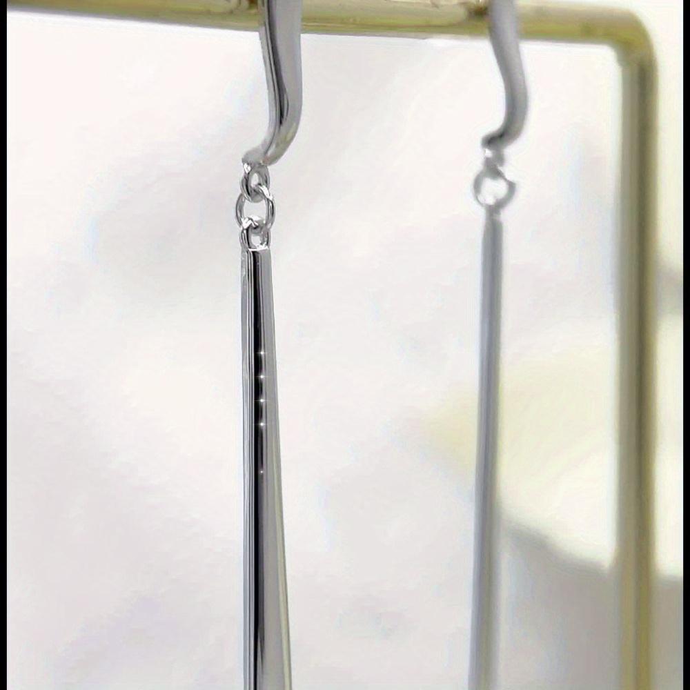 Minimalist OL Style Earrings, Versatile for Workplace Commuting, Capable Temperament Earrings, Exquisite and Minimalist Design