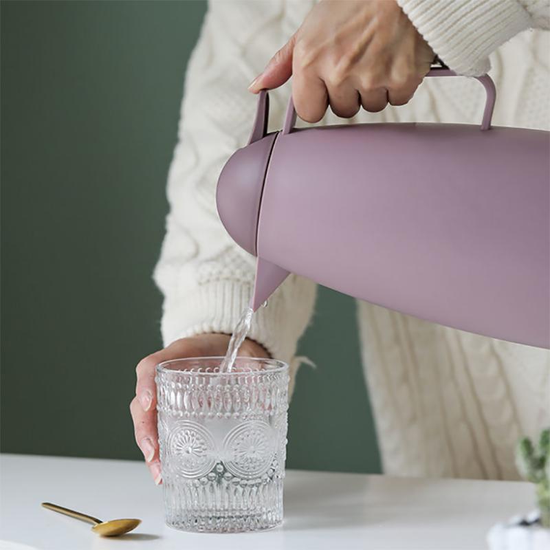 Pentola isolante Bollitore piccolo per uso domestico Bollitore piccolo isolante Thermos per dormitorio studentesco Bollitore rosso fiele Thermos da 1 litro