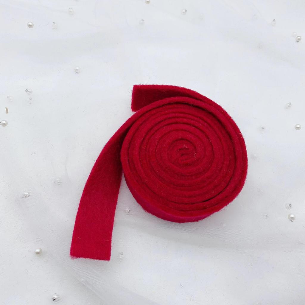 Christmas Pine Cones & Dried Flowers Pack - Eucalyptus, Pine Wood, Cotton, Handmade Photography Props