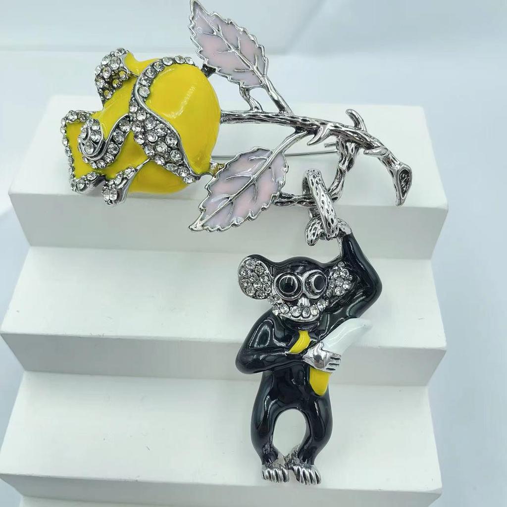 Broche Pivoine Chinoise Élégante: Corsage de Perles Haut de Gamme pour Manteaux, Cheongsams et Hanfu