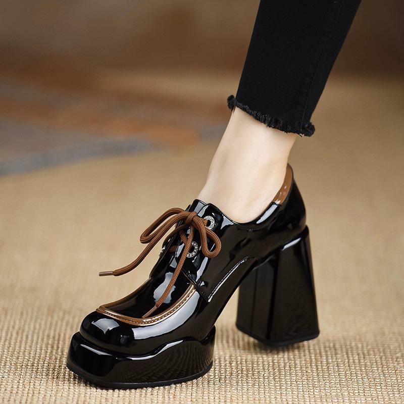 Fashion Retro Burgundy Patent Leather Platform Pumps Women Fashion Lace Up Thick Heel Designer Shoes Elegant Commuter Office Casual Shoe