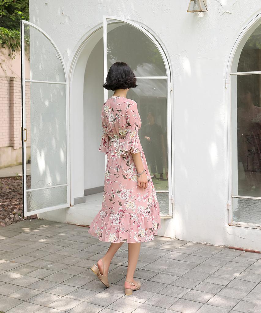 Ppaeppae Winged Sleeve V-Neck Elastic Waist Floral Dress