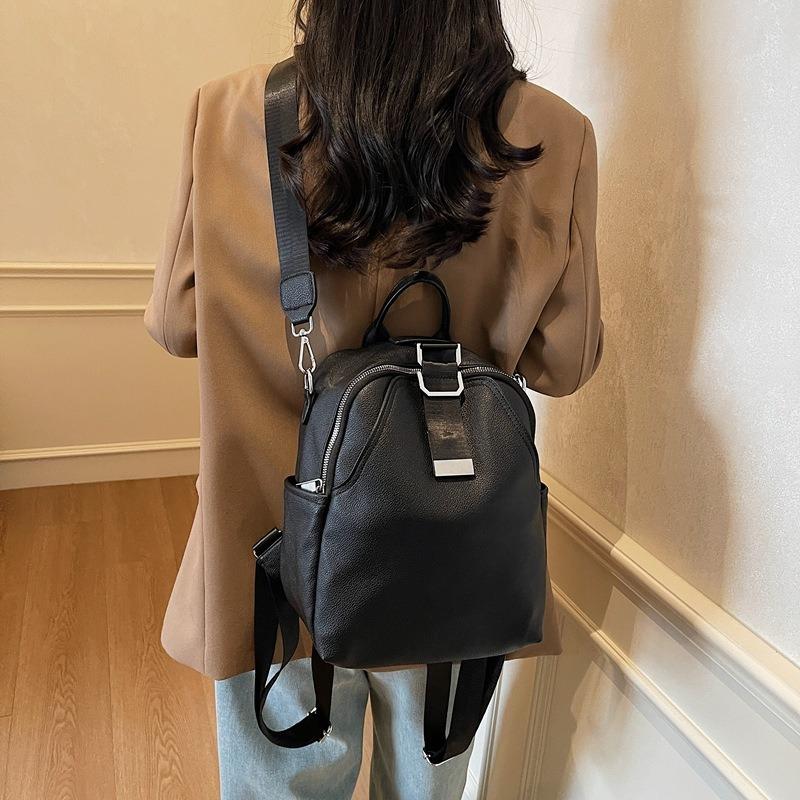 Large Capacity Bag Women's New Niche Shoulder Messenger Bag Multi-functional Travel Backpack