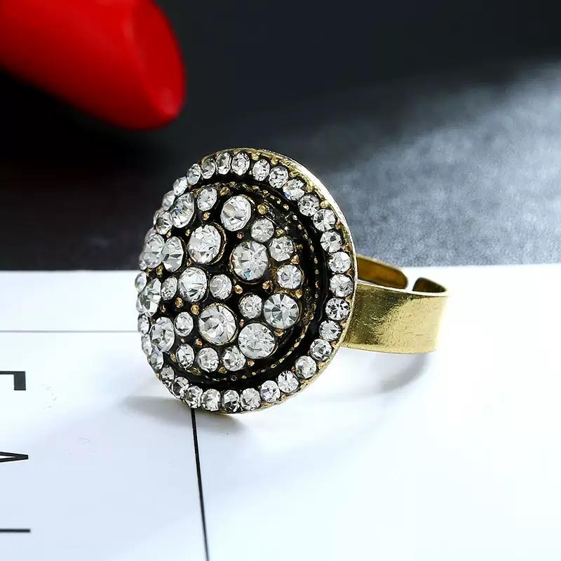 Clearance Sale Vintage Classic Finger Rings For Women Multiple-choice Unique Rings Fashion Jewelry Big Discount Wholesale