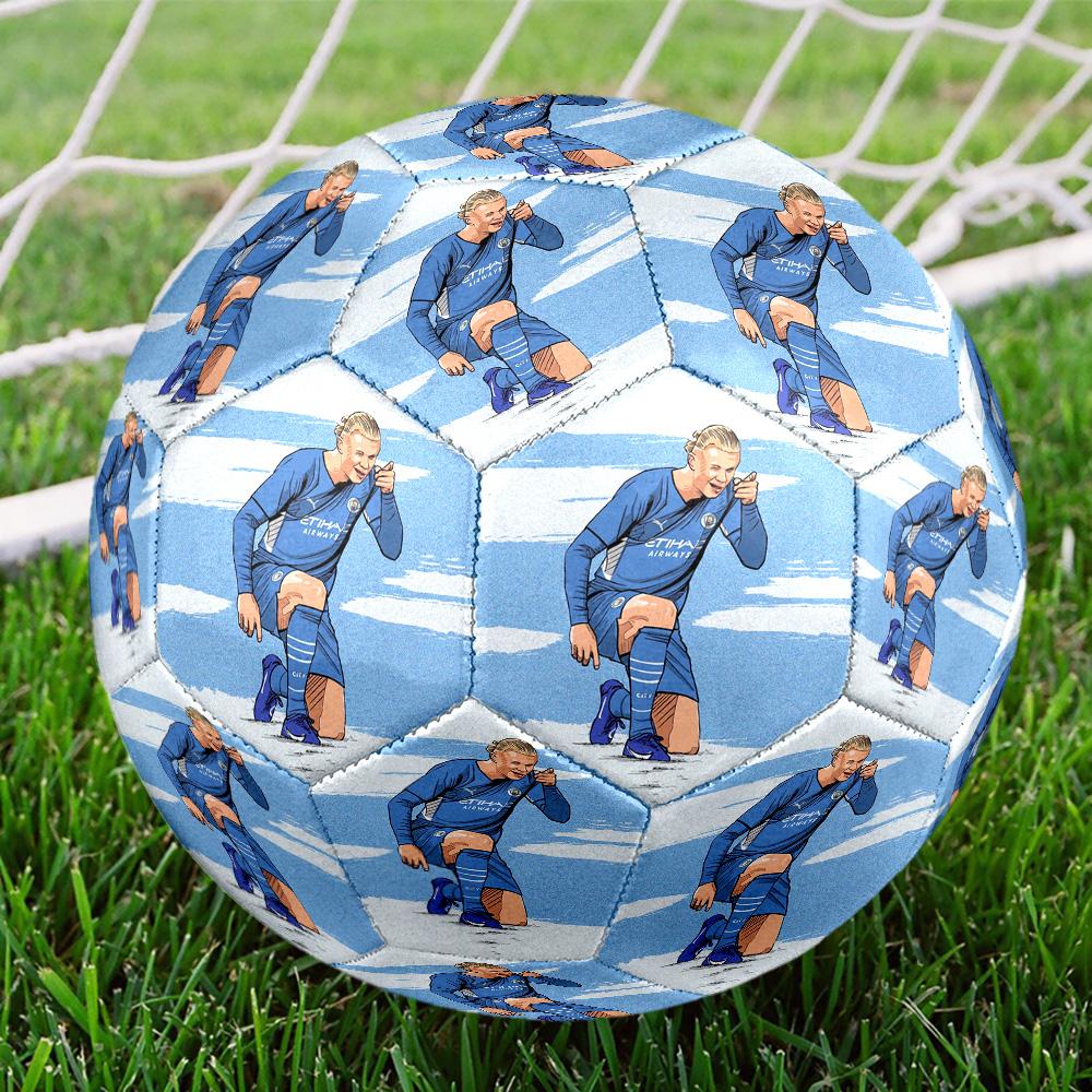 Giocatore di Calcio Scena Innevata Pallone da Calcio Taglia 5 Macchina da Calcio Cucita a Macchina Interno/Esterno Allenamento e Partite per Accessori da Calcio