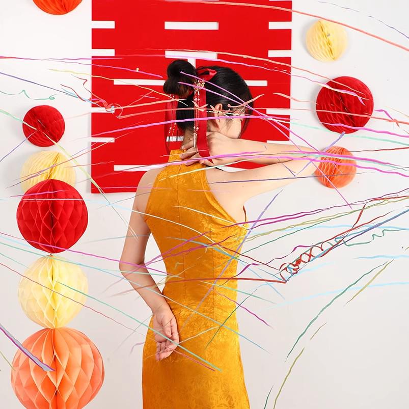 Silk Hand-Tossed Confetti Ribbon Bracelets - Colorful Pull Flowers for Weddings & Birthdays