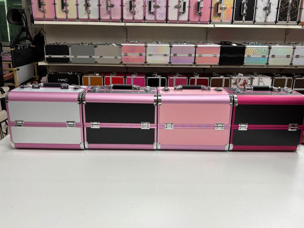 Alüminyum Alaşımlı Profesyonel Makyaj ve Güzellik Alet Çantası