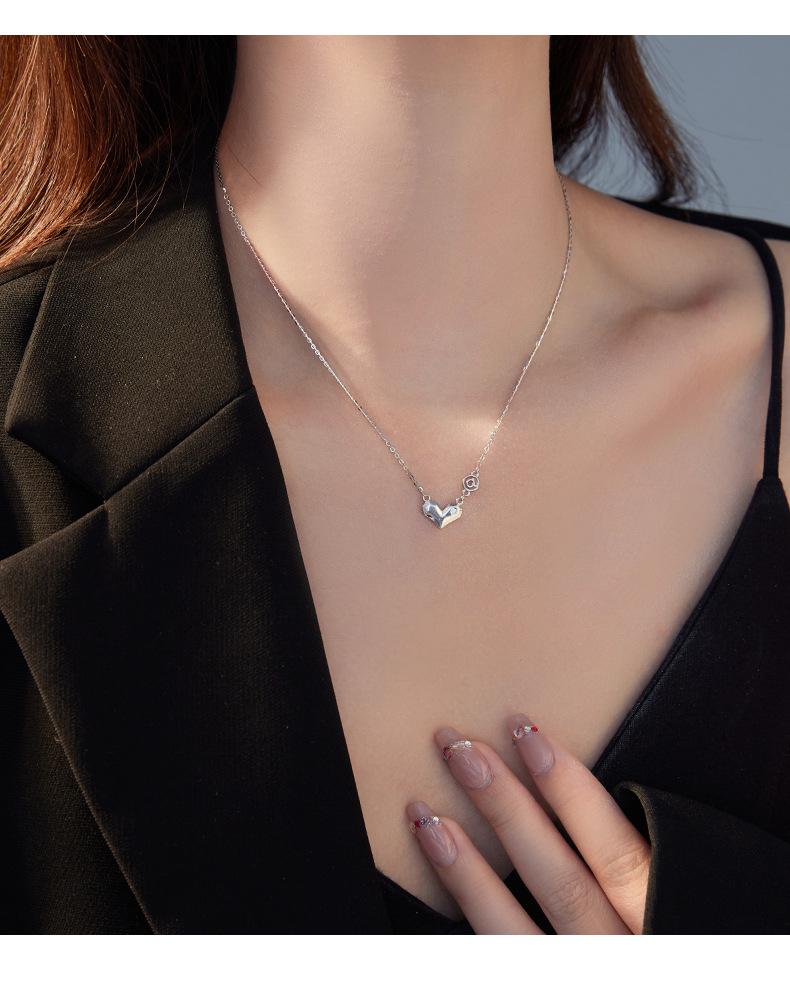 Banyan Tree Silver Letter Love Necklace: 3D Heart Clavicle Chain for Women
