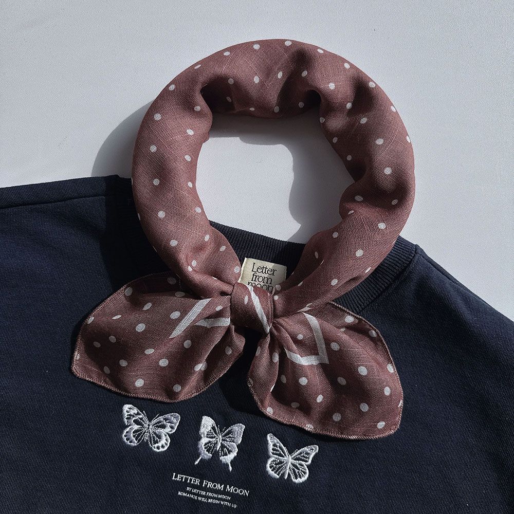 

Элегантный маленький квадратный шарф для женщин: Винтажный японский дизайн Стильная нишевая дизайнерская вещь Дышащая повязка на голову Галстук и шарф в стиле Мори 58*58cm