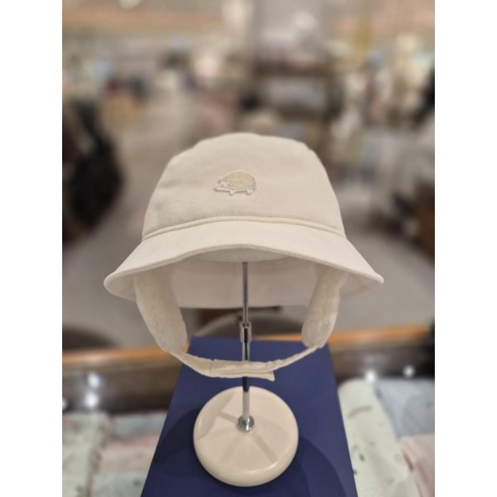 Show Chocola Jayden Ear Flap Bucket Hat White Ttowht075t