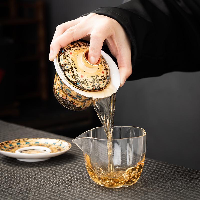 Rotating Sancai Gaiwan: Enamel Color Mutton Fat Jade Porcelain Tea Bowl with Lid for Kung Fu Tea Brewing.