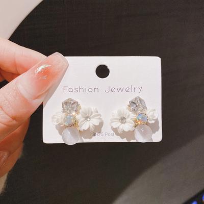 White Color Opal Crystal Flower Stud Earrings For Women Brincos Feminino Fashion  Rhinestone Jewelry Girl Gift
