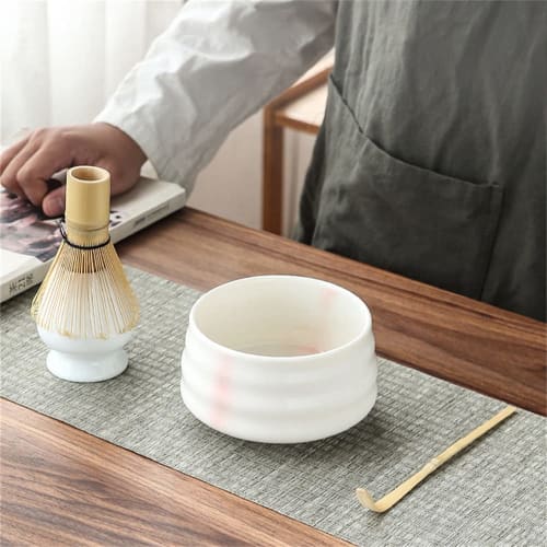 4-Piece Tea Ceremony Set (100-piece Set): Includes a 100-piece Chasen, Chasen Stand, Chashaku (Tea Scoop), Chasa (Tea Spoon), and Matcha Bowl. Include