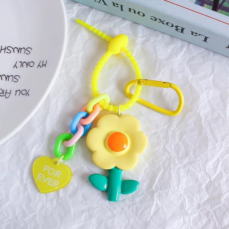 Beautiful Flower Cartoon Keychains Colorful Acrylic Chains Woman's Handbag Zipper Puller Student Funny Keychains