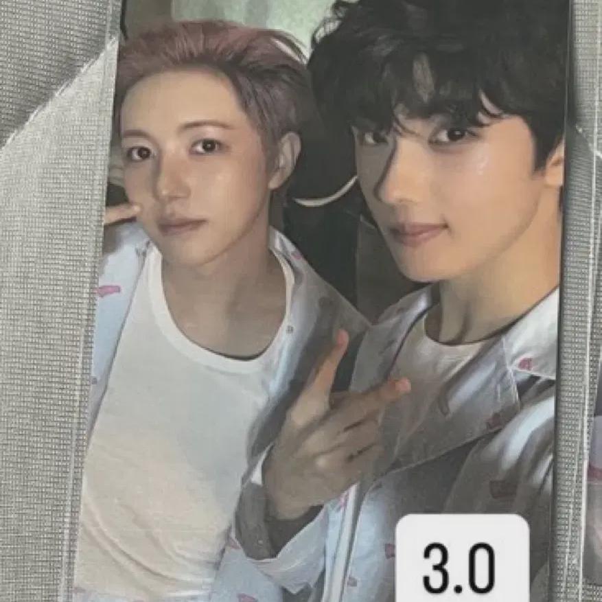 

Рен Ренджун Джи Сонг Спейсмэйт Юнит Фотокарточка Н Сити Дрим Моя Неизданная Фотокарточка Рон