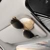 Der Brillenhalter ist geeignet für Auto-Sonnenblenden, Leder-Sonnenbrillen, Magnetische Clips, Ticket-Halter und Auto-Sonnenblenden-Zubehör