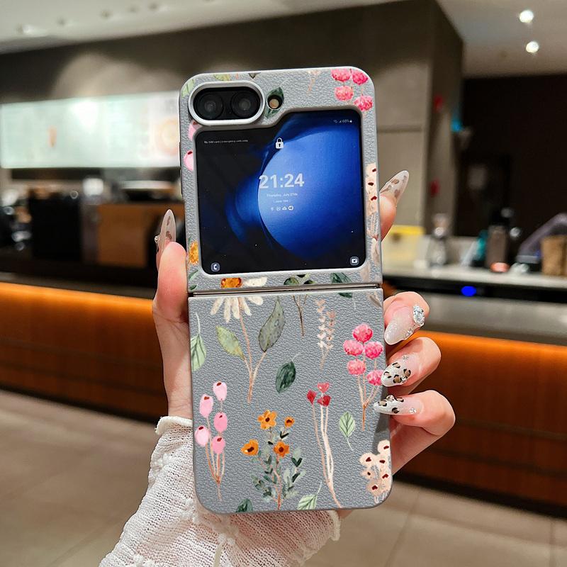 Flowers Pattern Luxury Leather Phone Case For Samsung Galaxy Z Flip 6 5 4 3 5G Shockproof Folding Soft Cover For Samsung Z Flip4
