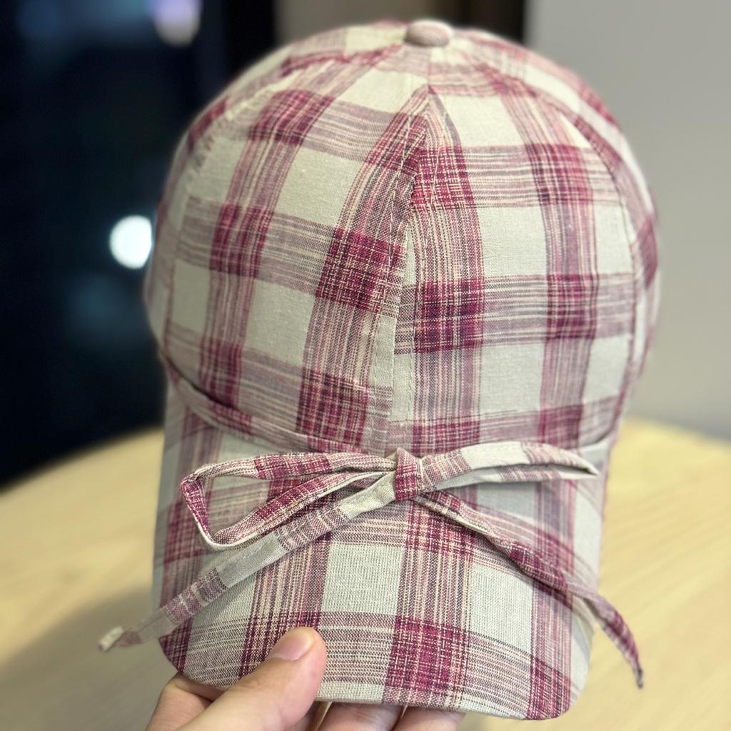 Niche design plaid bow cap female retro fashionable black and white small grid college style baseball hat