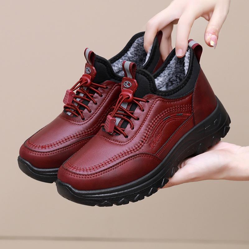 Winter New Women's Cotton Shoes Piled Thickened Sports Casual Shoes Flat Non-slip Medium and Old Cotton Boots Soft-soled Mother Shoes