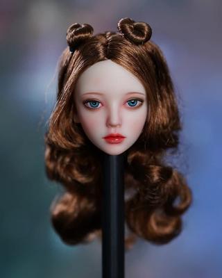 Spielzeug-Hobby-Actionfigur im Maßstab, kompatibel mit TBLeague-Körper, SUPER DUCK, Anime-Stil, Perlenhaut, süßes Junior-Schönes Mädchen, Western-Frauenkopf und