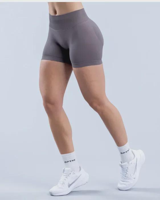 Spodnie do jogi DFYNE Seamless High-Waist - Peach Hip, Fitness & Running Three-Quarter Shorts