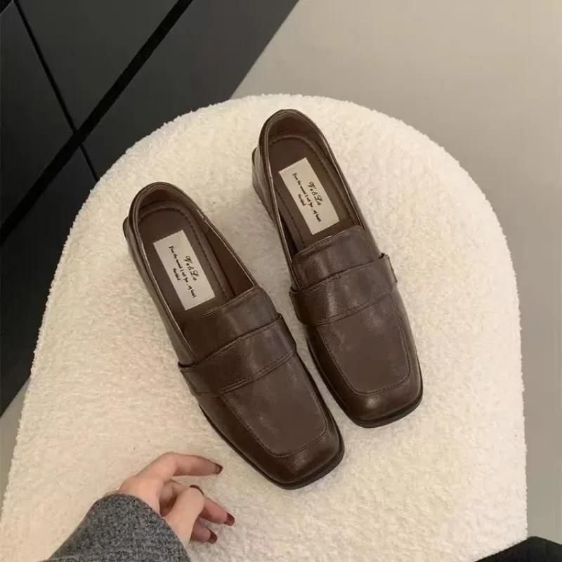 Women's Temperament Leather Shoes 35-39 Soft Leather Square Head One Word Horse High Heels Square Heel Elegant Mary Jane Shoes