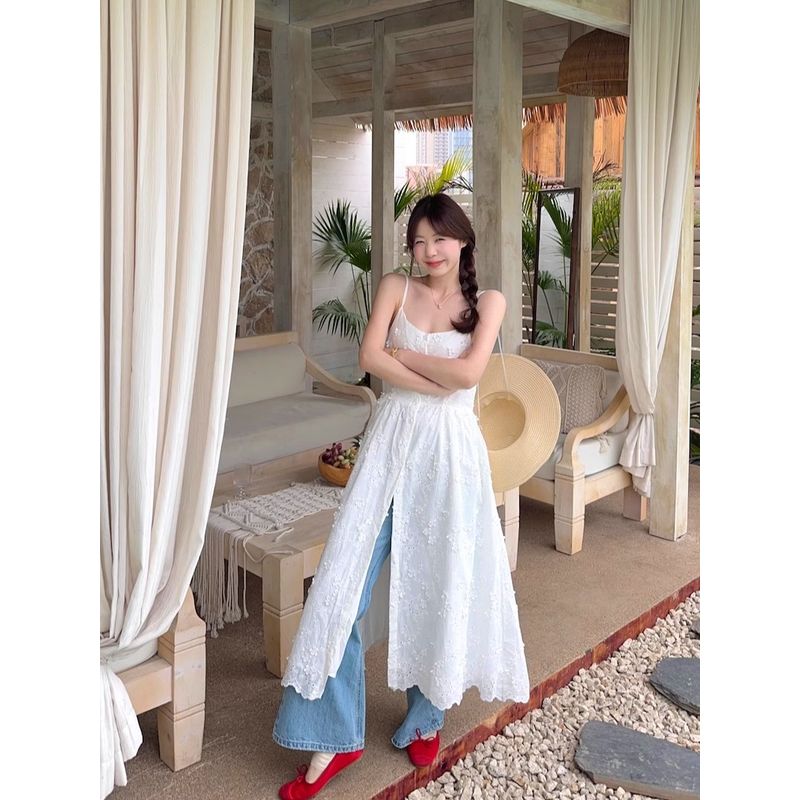 Kumikumi French Style Retro White Sling Dress Women Summer Heavy Industry Embroidery Chic Waist Hugging Slimming Long Dress