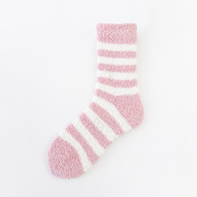 5/10 Paar Lässige Winter Verdickte Gestreifte Korallenfleece Socken für Damen Fleecegefüttert Warme Haus Schlafsocken Mittlere Wade Plüsch Boden Socken Überzieher