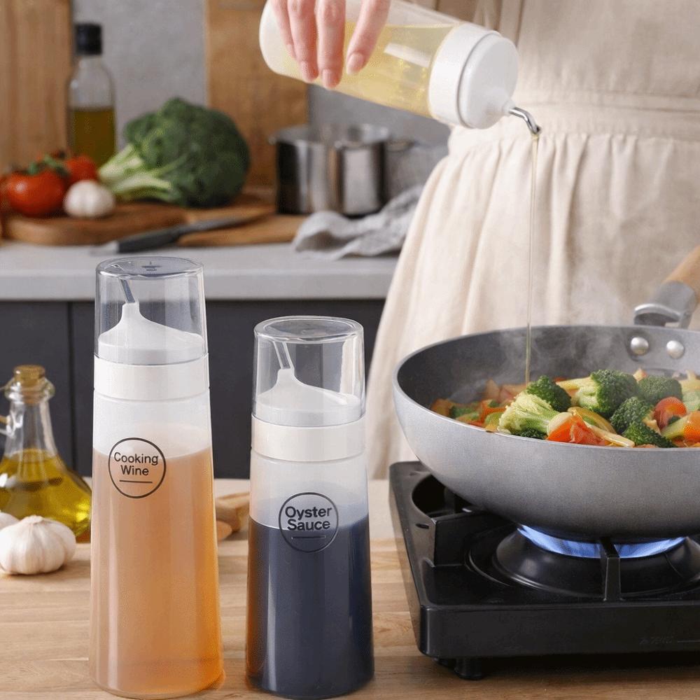 Food-Grade Condiment Squeeze Bottle Plastic Oil Dispenser Convenient Olive Oil Bottle BBQ Cooking