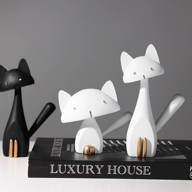 Black Cat DIY Crafts Sweet Cartoon White Cat Model Figurines Decoration Desk Decor Garden Home Office Ornament Miniatures