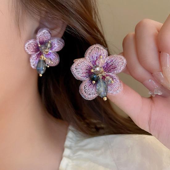 1 Pair Stud Earrings Sparkling Bright Lightweight Ear Studs Flower Shape Concert Earrings Jewelry